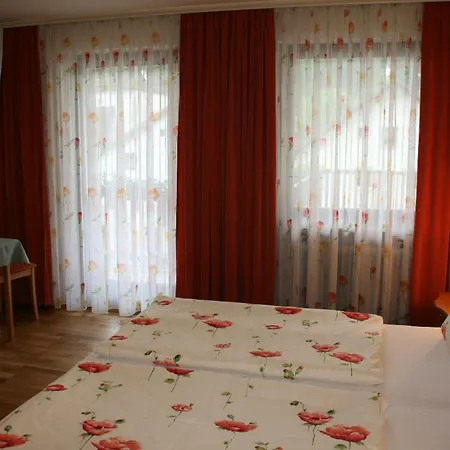 Holzapfel